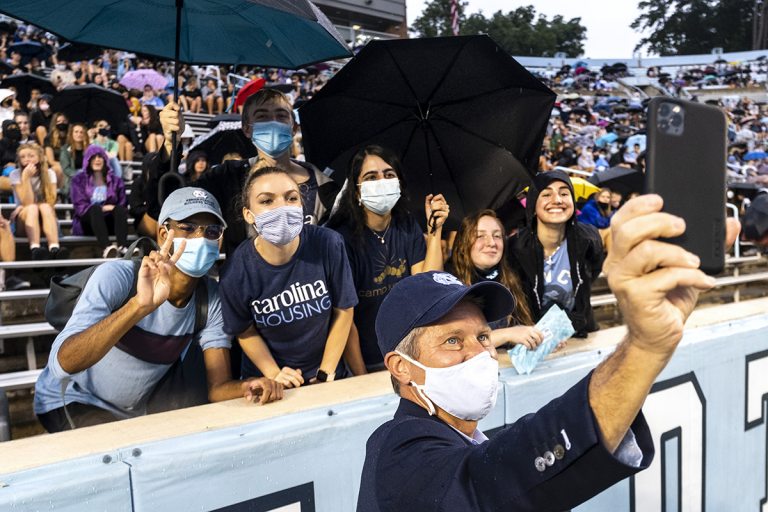 Classes of 2024 and 2025 celebrate at New Student Convocation UNC