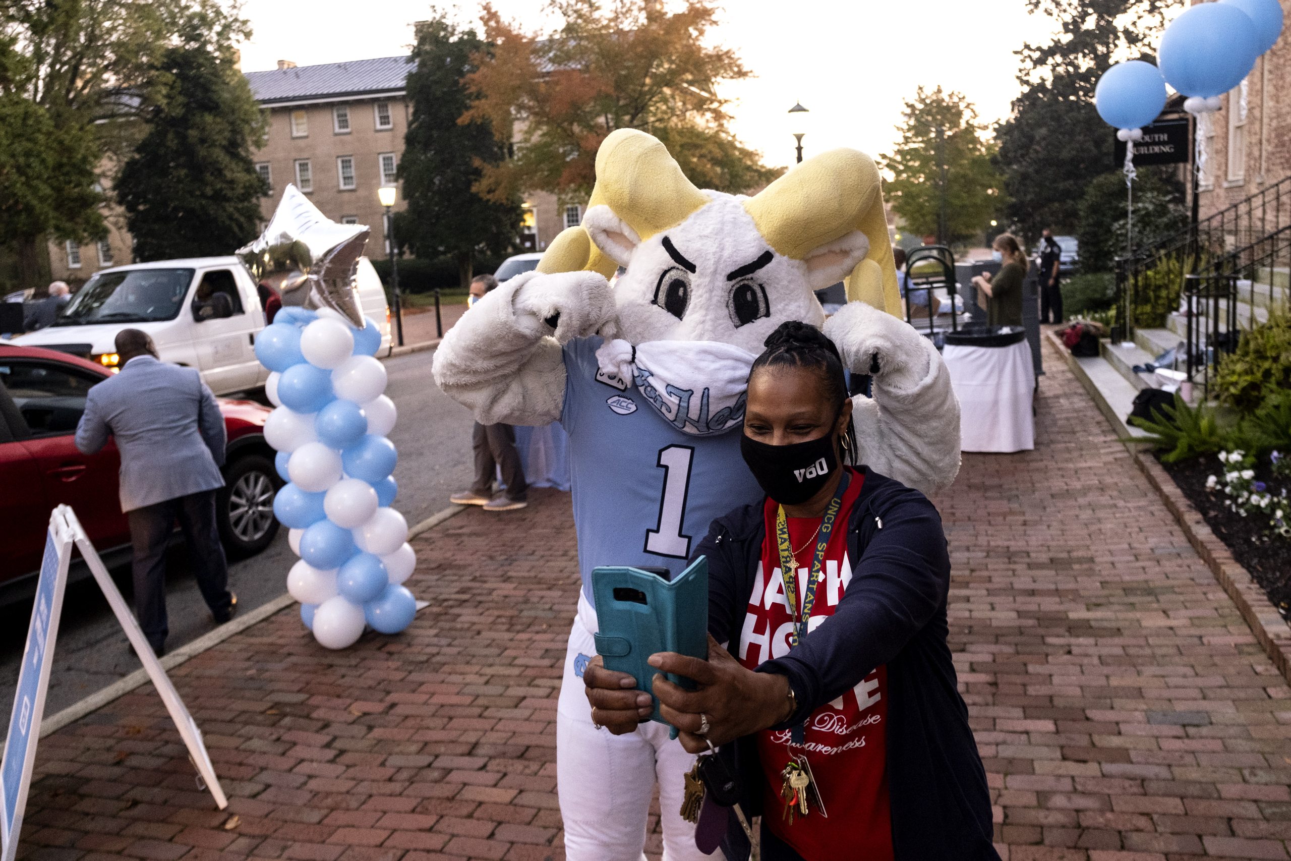 Ramses makes a masked appearance for Employee Appreciation Day 2020.
