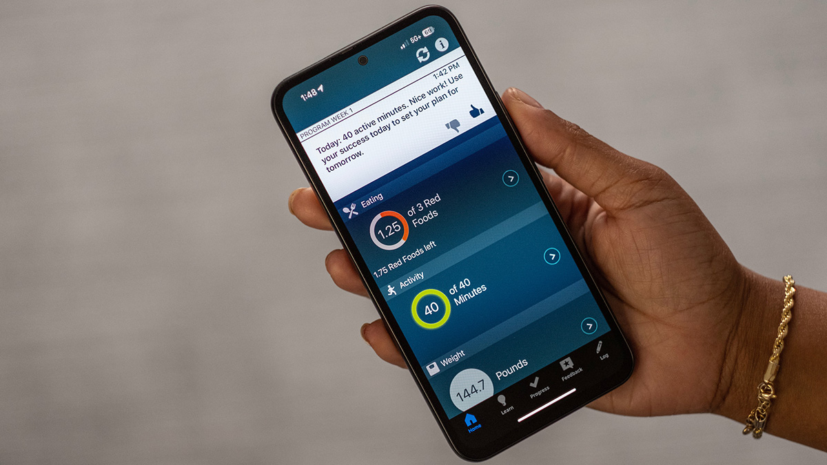 'Human’ touch improves weight-management apps | UNC-Chapel Hill